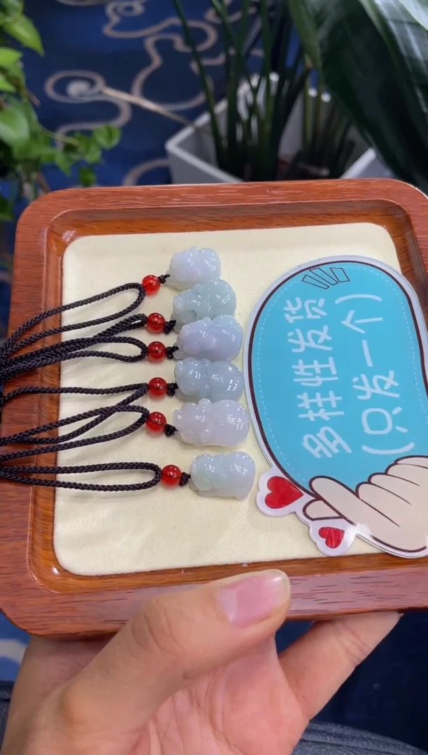 颈饰未镶嵌翡翠1111111