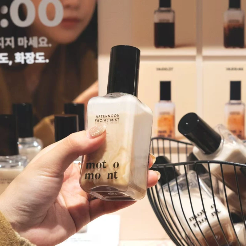 小詹同款扒脸喷雾▲韩国motomont奶茶喷雾保湿修护妆前补水保湿