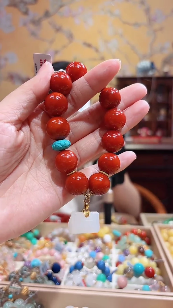 18K金镶嵌手串南红玛瑙设计款15.7咪