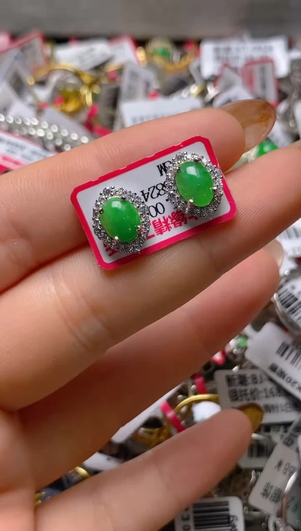 银S925镶嵌戒指翡翠百内无证书