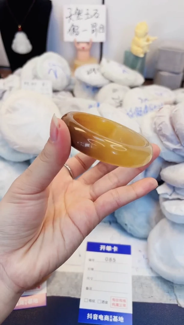 【闪购商品】石英质玉手镯未镶嵌85-财气镯-圈口56