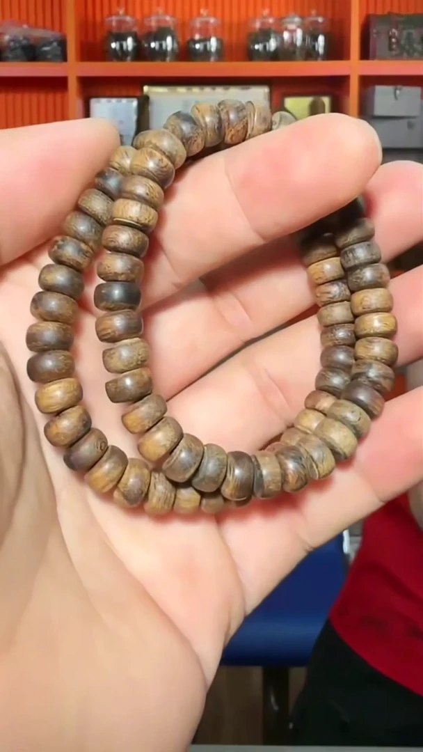 沉香手串53号单圈惠安红土多样性发一