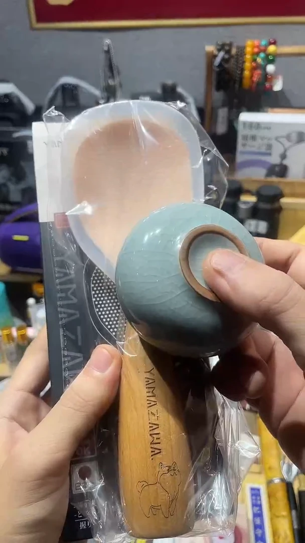 瓷片闪购商品 如图所示