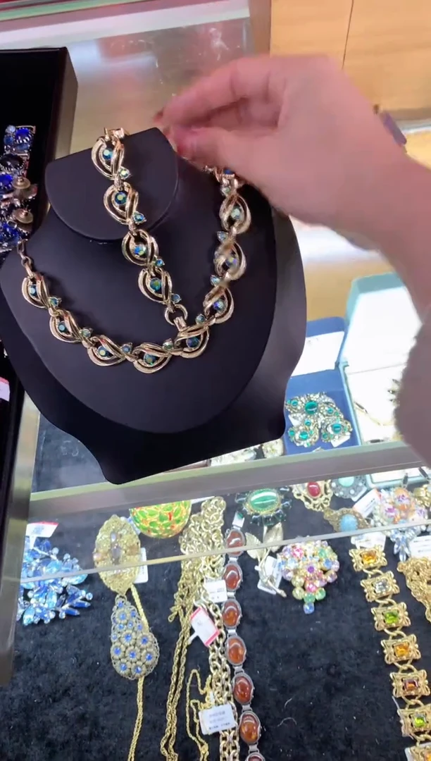 【闪购商品】瓷片楚楚中古珠宝甄选不退换