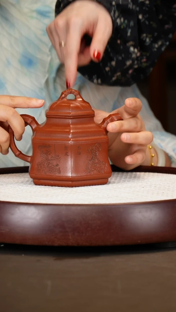 紫砂茶壶【张赦棠】红泥六方竹鼎  350CC