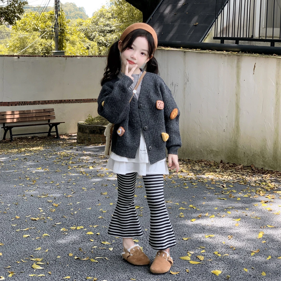 韩系女童2025深秋可爱立体百搭加厚开衫毛衣女宝洋气条纹裙裤