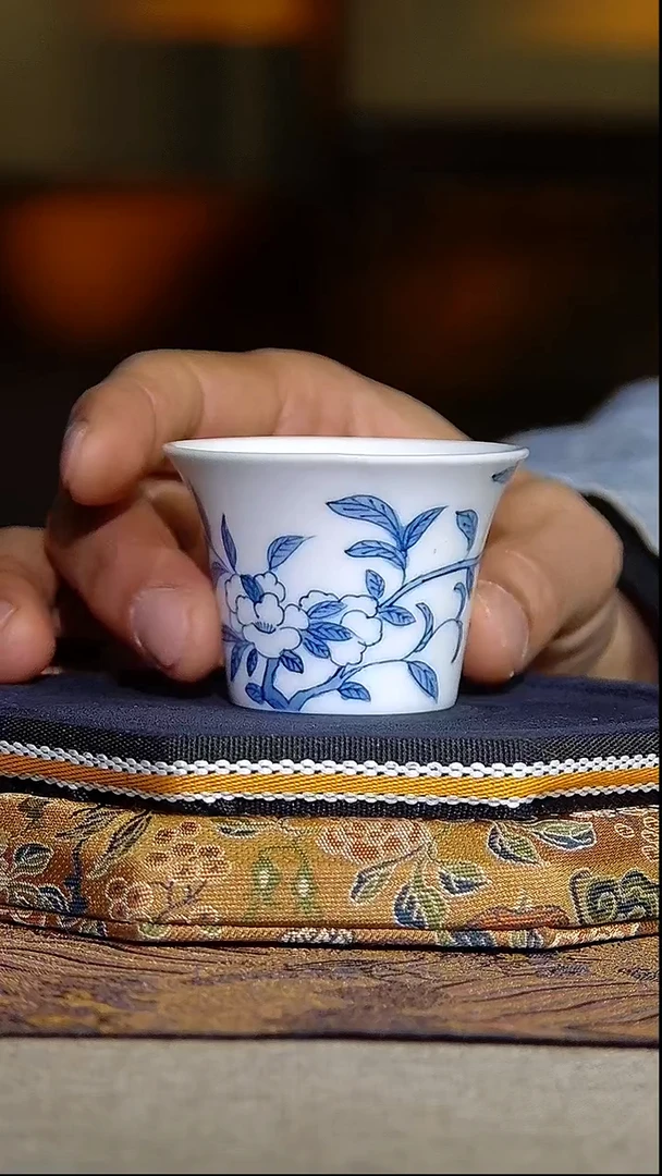 景德镇全手绘高温青花白描