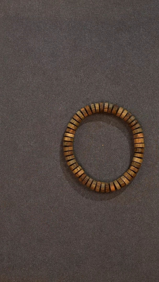 沉香手串17号海南黑油格多样性发一条