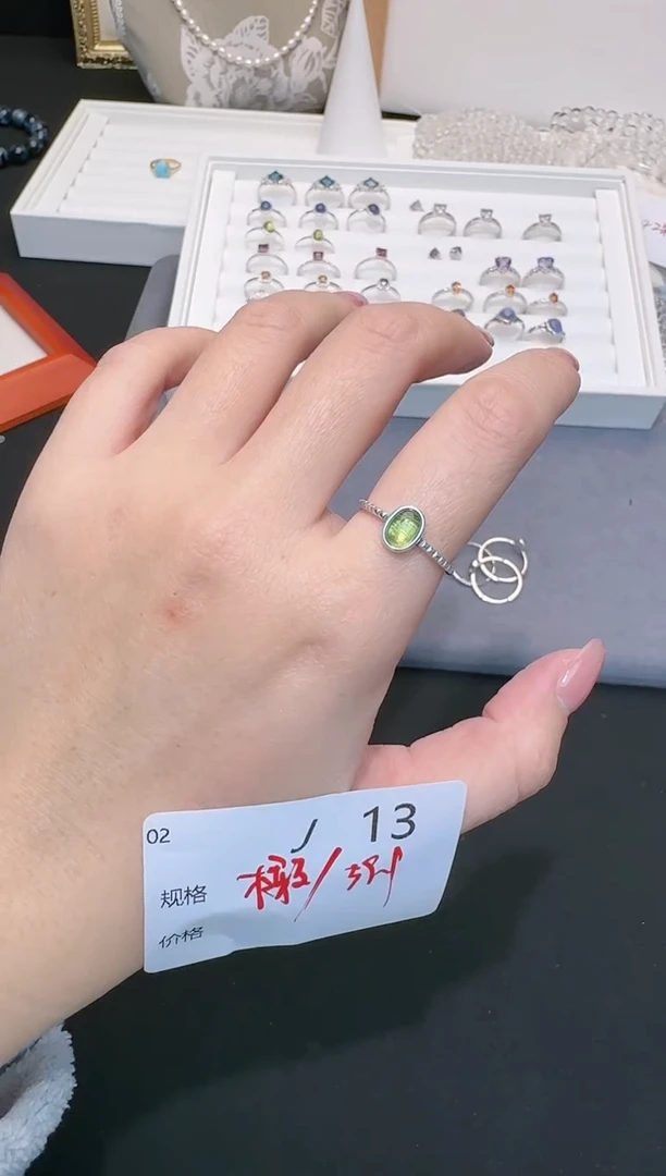 【闪购商品】橄榄石戒指银S925镶嵌多样性发一J13