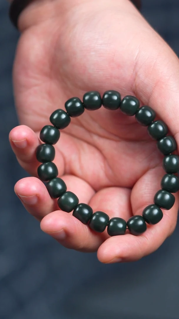 未镶嵌手链和田玉10mm且末青玉特细