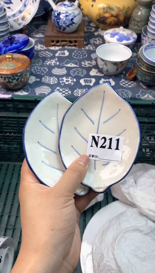 瓷片小****?1111111111111111