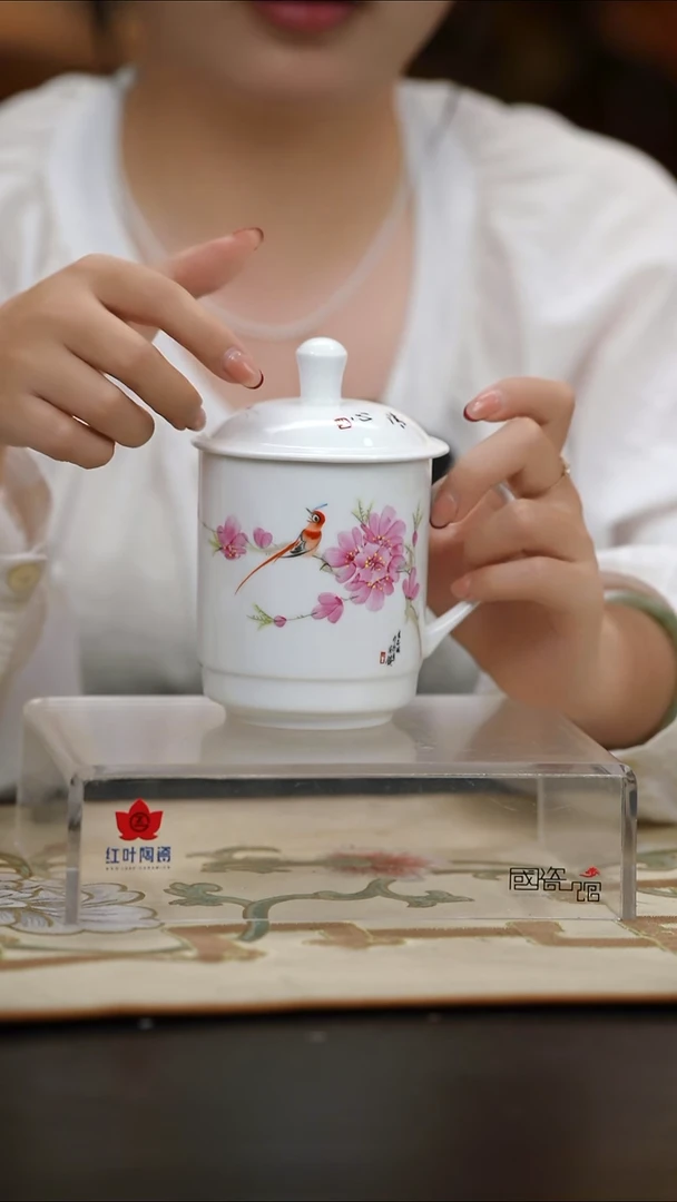 1头手绘水点桃花2号皇冠杯