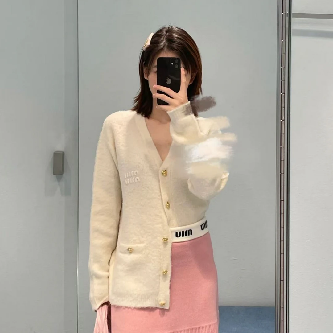 未使用 MIU MIU/缪缪 Miu Miu23开衫奶呼呼白