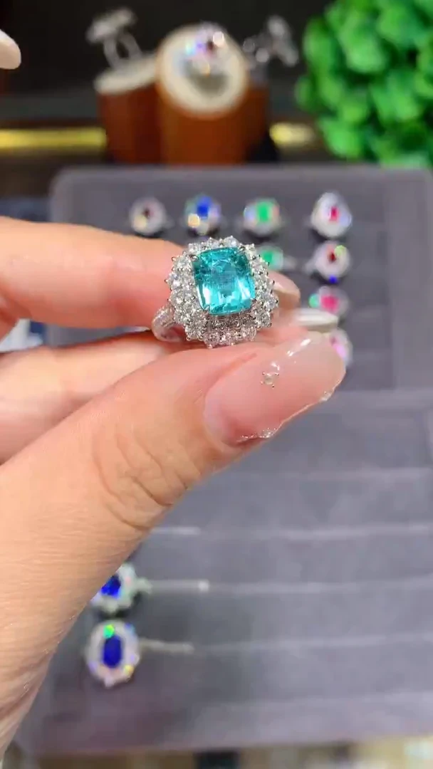 18K金镶嵌戒指碧玺3.15CT