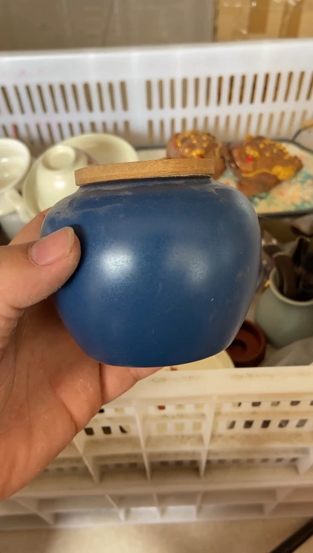 杯无运费险有瑕疵的摄影的产品有使用过的痕迹有点脏介意勿拍