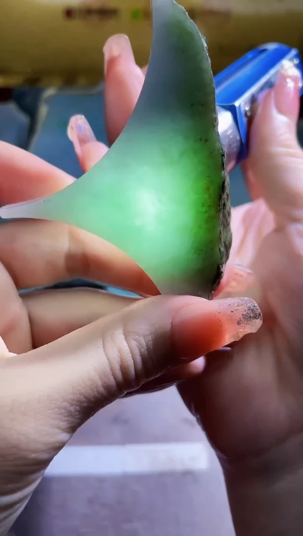 翡翠挂件未镶嵌小梦65