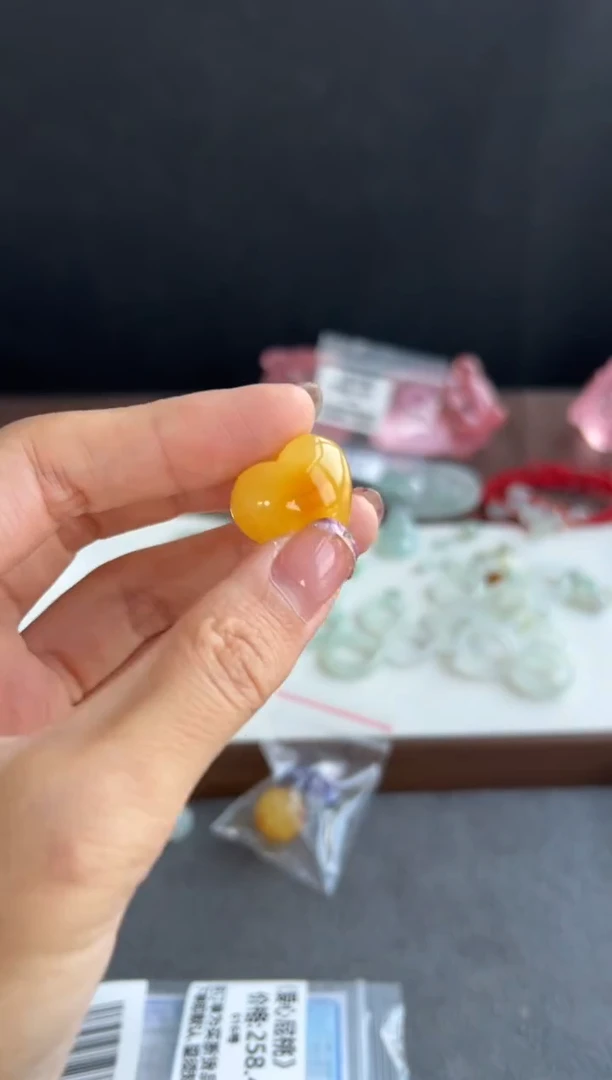 蜜蜡吊坠(不含链)未镶嵌506买断