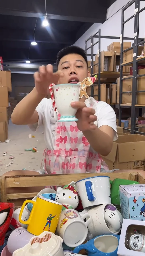 瓷片姜饼人一杯一勺