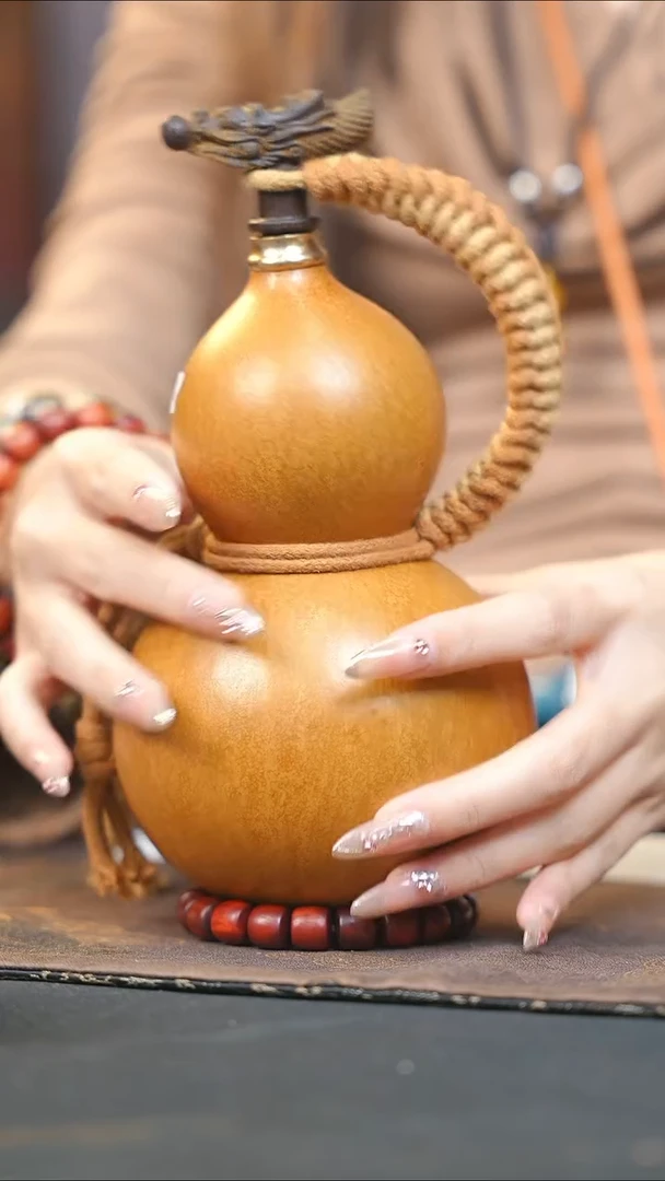 【闪购商品】WQ334漆艺酒葫芦不包手串及旋转底座