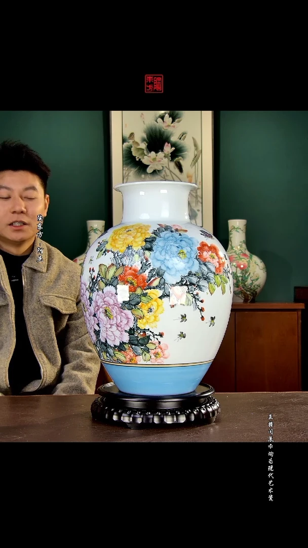 摆件景德镇陶东方陶瓷艺术作品