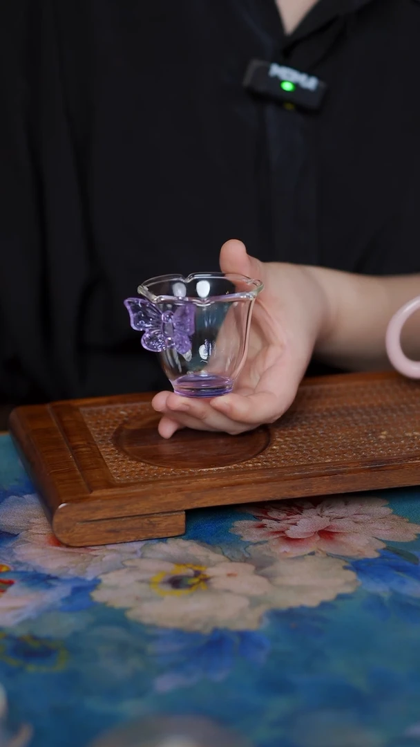 紫色 花口  小蝴蝶杯