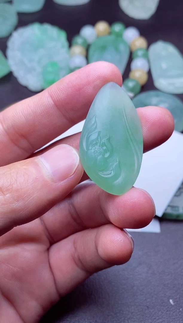 未镶嵌定制翡翠朵*a货翡翠