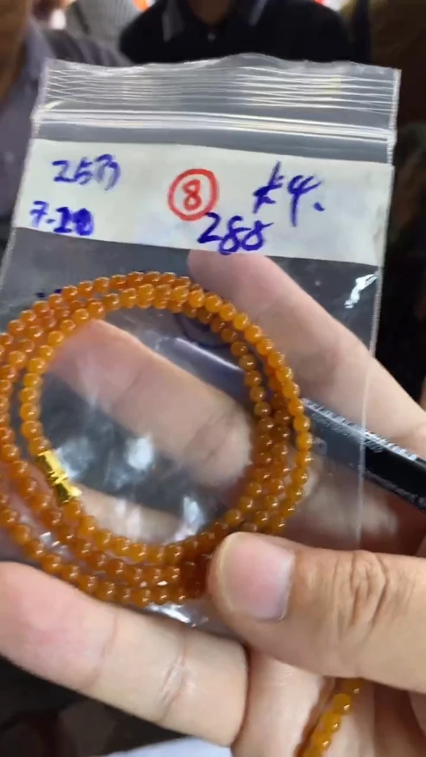 定制翡翠未镶嵌天然缅甸翡翠多样性