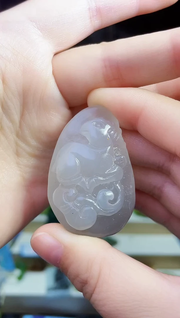 和田玉未镶嵌颈饰1