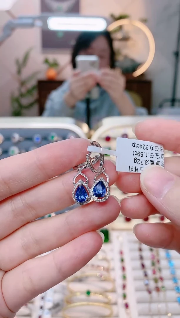 【闪购商品】蓝宝石18K金耳饰14K金镶嵌1