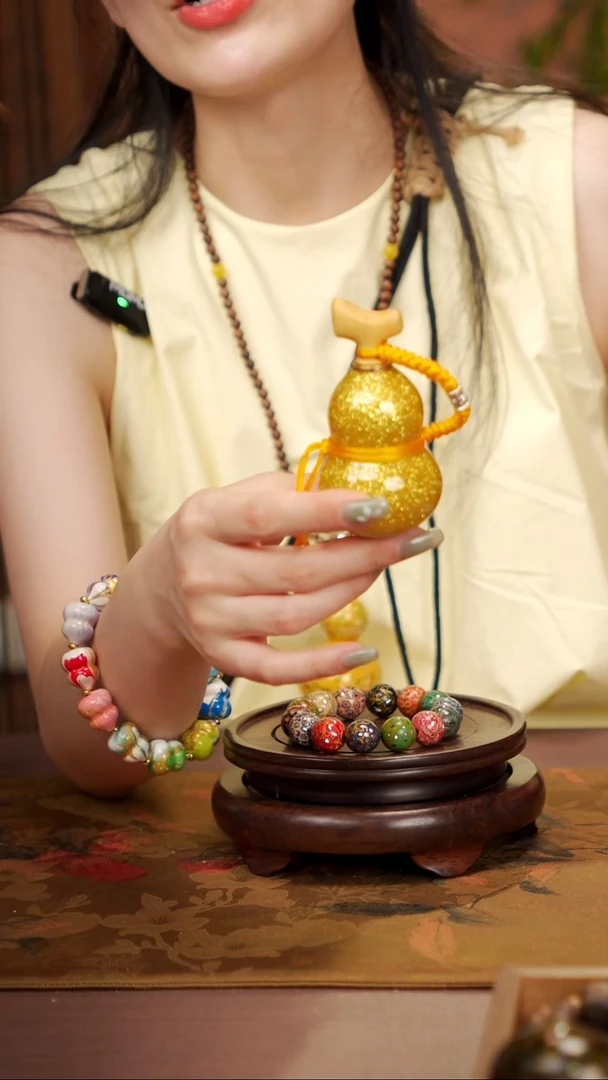 63 易林大漆开口小葫芦----118