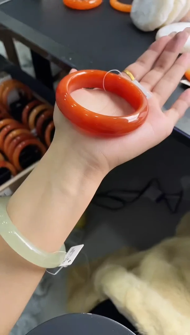 未镶嵌手镯石英质玉j163-HHB56+