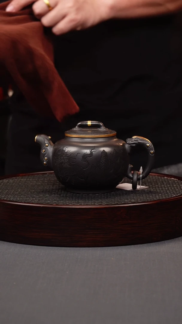 茶壶紫砂石黄单圈描金龙尊