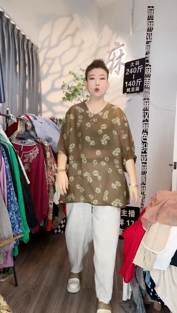 亚麻大码女装系列。