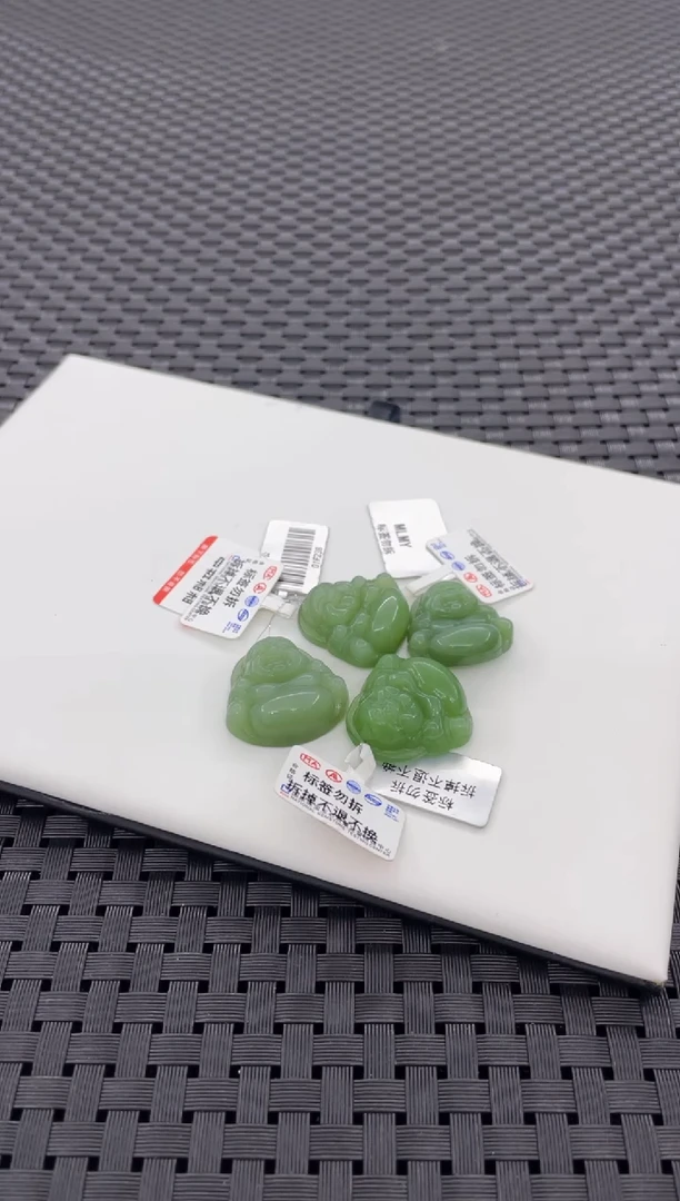 和田玉未镶嵌颈饰佛公（多样性发一件）F238