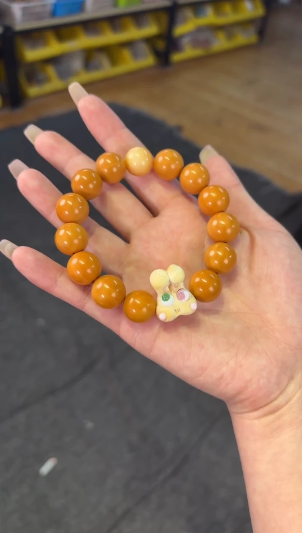 【闪购商品】石英质玉（黄龙玉）手链未镶嵌15mm猴头圆珠黄龙玉兔兔