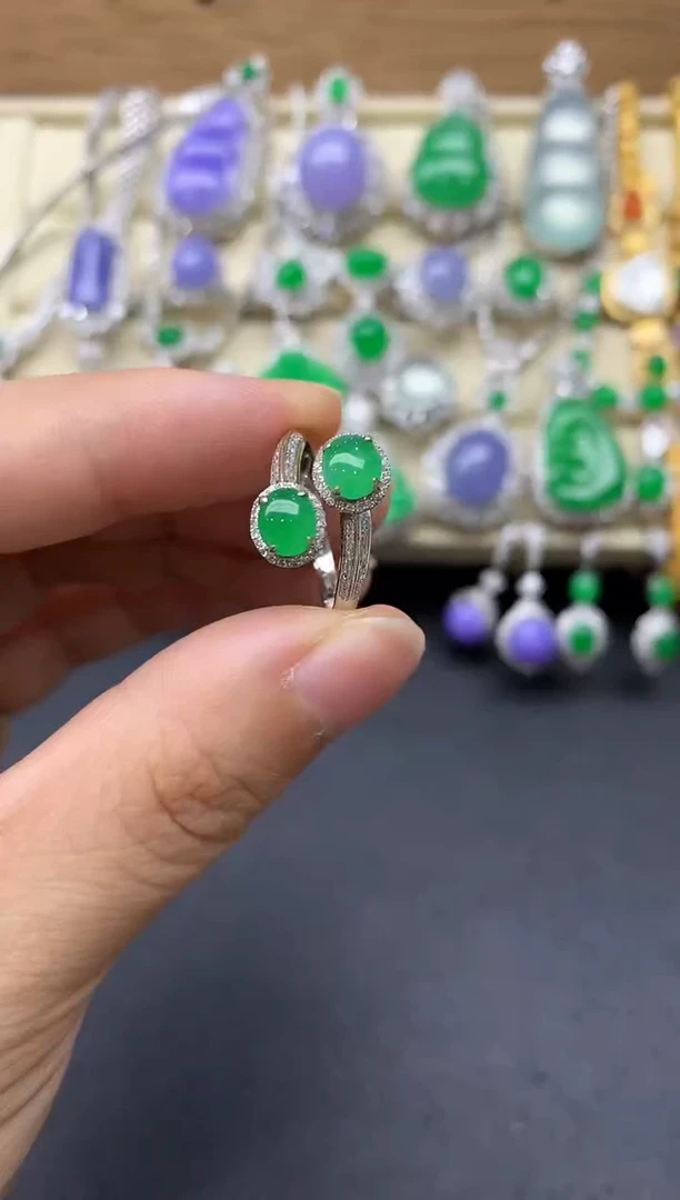 翡翠戒指18K金镶嵌263国好珍宝