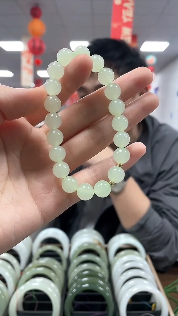 【闪购商品】和田玉手链未镶嵌翠胶猫卡10手串一条