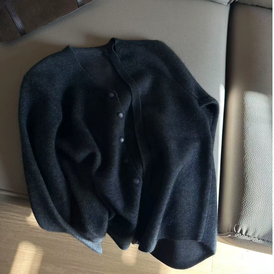 高品质浣浣复古扣子飘带毛衣