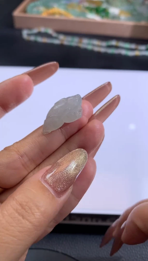 【闪购商品】定制翡翠未镶嵌翡翠