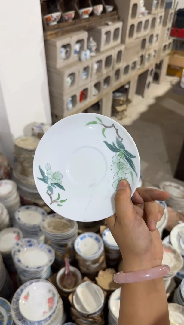 摆件梨花碟厘米有瑕请慎拍