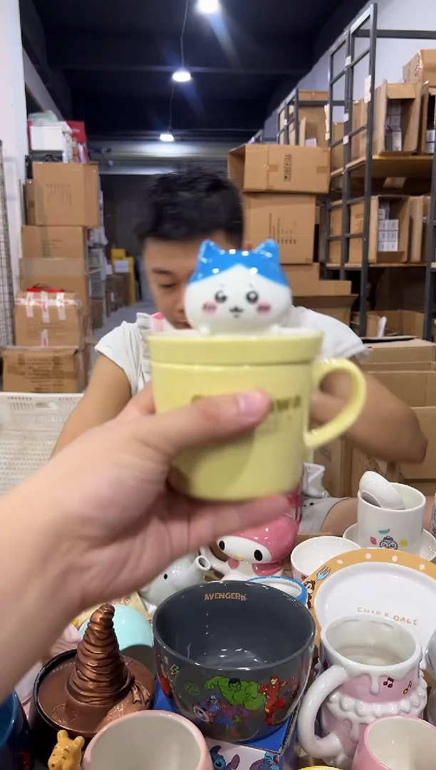 瓷片原盒小八带盖杯