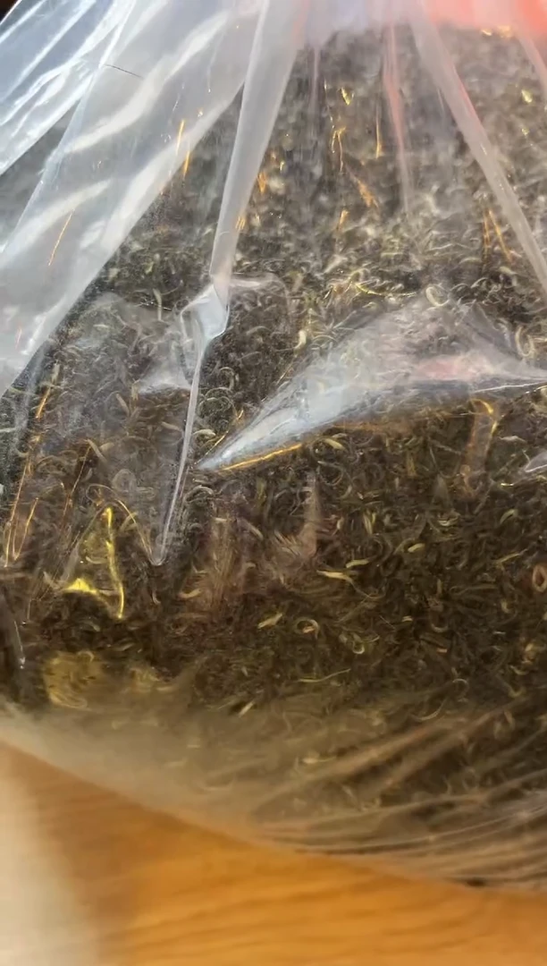 分享绿茶2两100克 茶