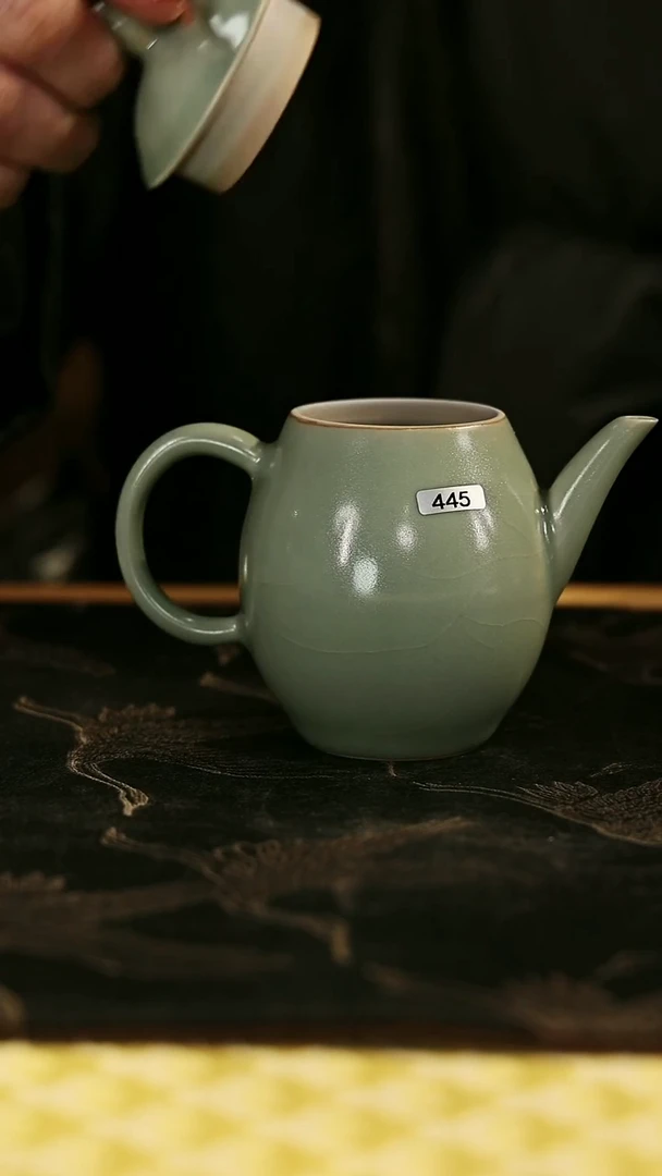 ########美人肩445