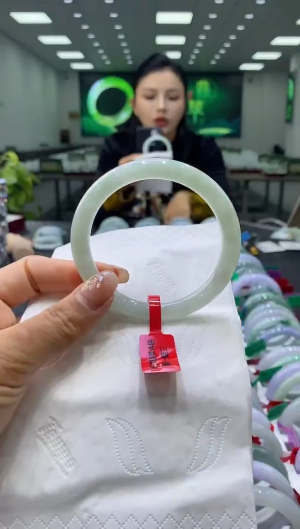 未镶嵌手镯翡翠00001626