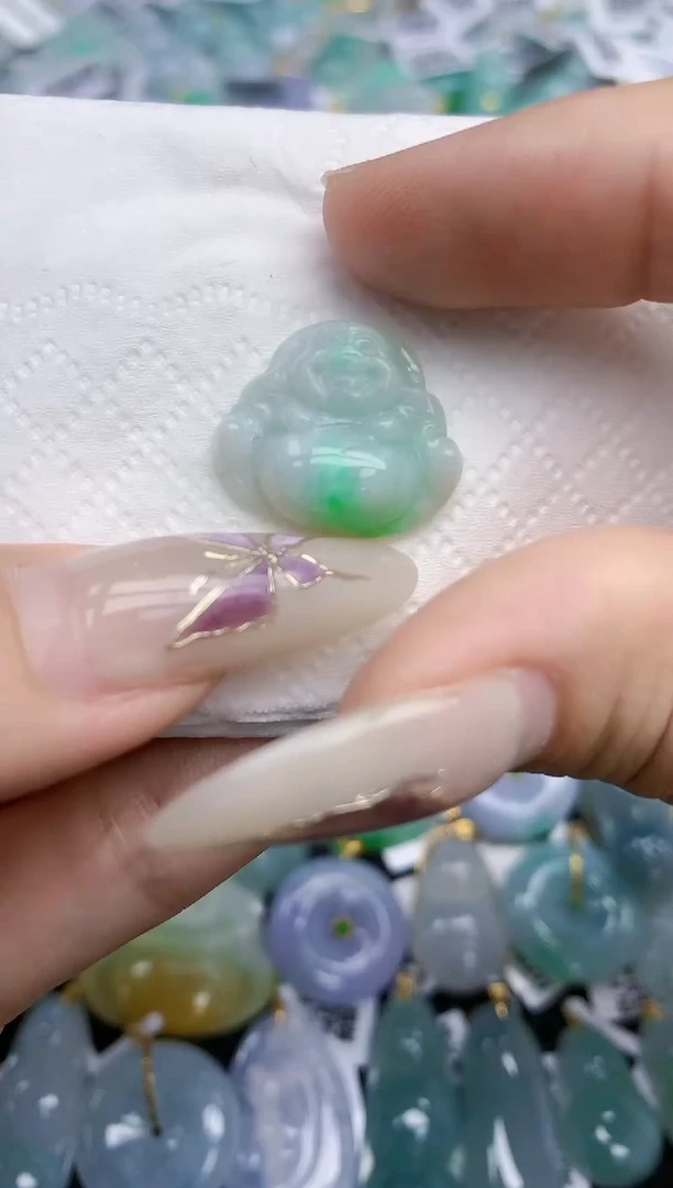 翡翠挂件未镶嵌天然翡翠A货