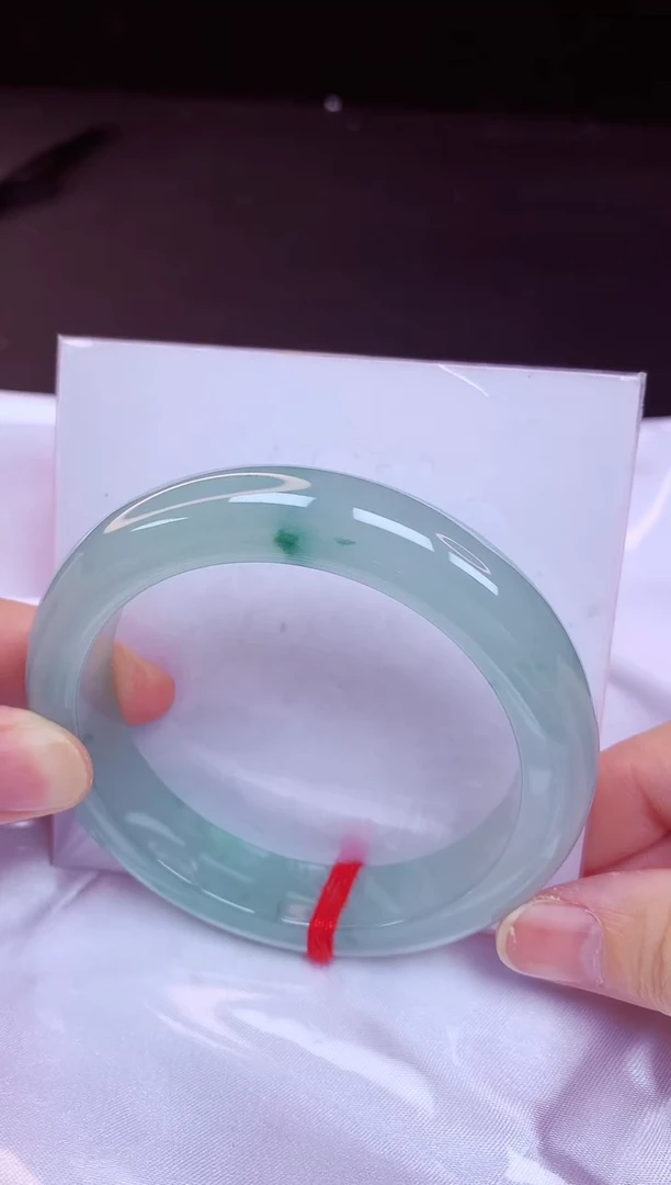 翡翠手镯未镶嵌56+