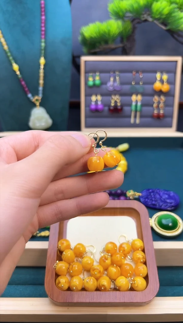 【闪购商品】蜜蜡耳饰14K金镶嵌E01