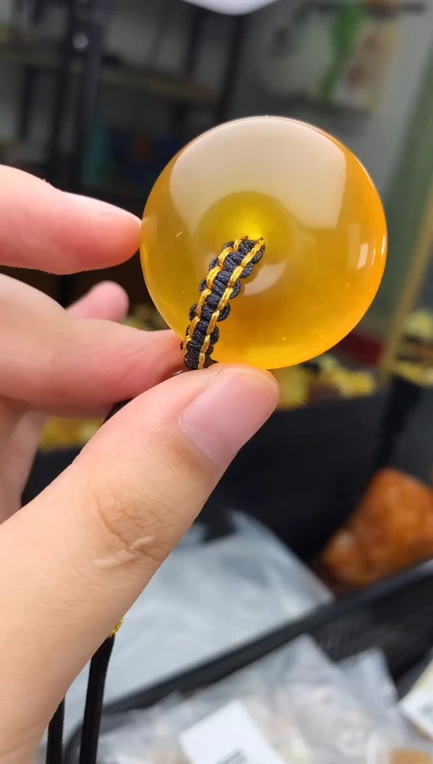 未镶嵌琥珀珠宝奇石152