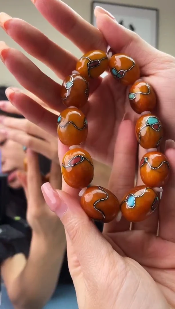 琥珀未镶嵌珠宝奇石T0假一罚十，多样性发一件