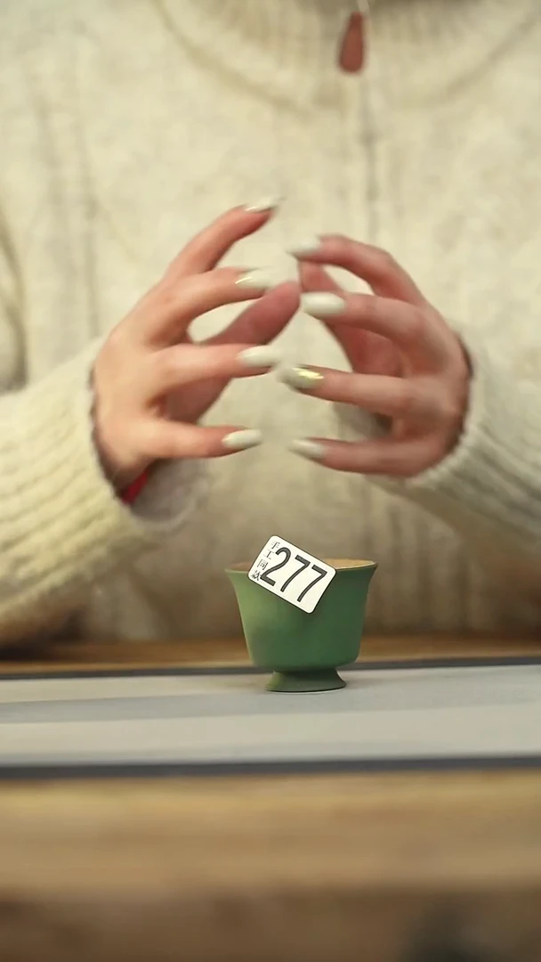 设计师手作款苔藓绿主人杯